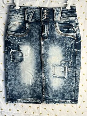 Vintage Y2K Distressed Washed Denim high-rise Midi Skirt patchwork rhinestones